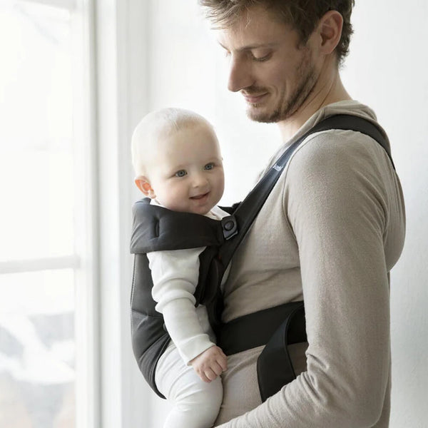 BabyBjorn Baby Carrier Mini Woven