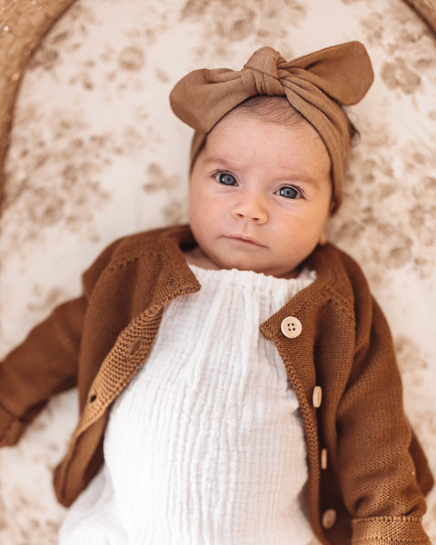 Snuggle Hunny Topknot