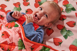 Kip & Co Strawberry Delight Cotton Fitted Sheet - Bassinet