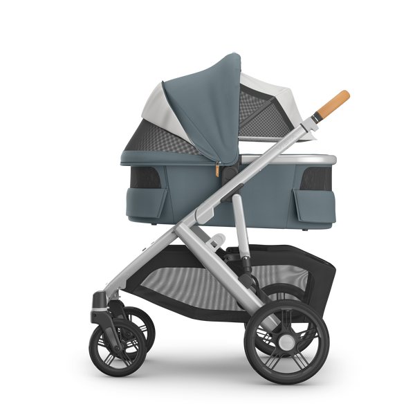 Uppababy Vista V3 with Bassinet