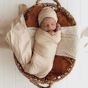 Snuggle Hunny Organic Jersey Wrap & Beanie Set - Babyccino