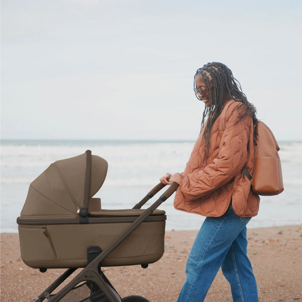 Silvercross Cove Maple with Carrycot