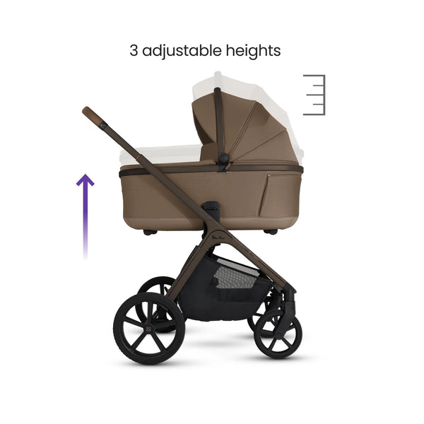 Silvercross Cove Maple with Carrycot