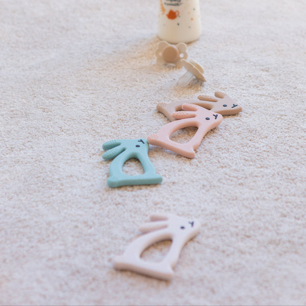 Suavinex Wonderland Rabbit Teether