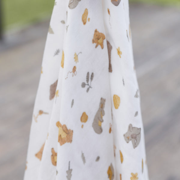 The Little Linen Co Muslin Print - Nectar Bear