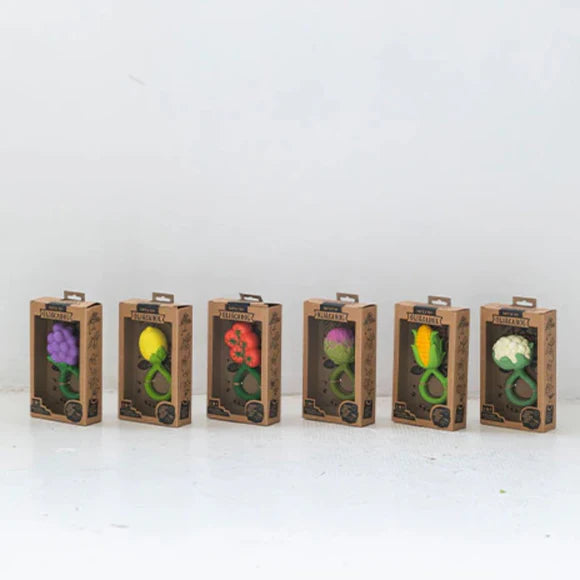 Oli&Carol Corn Rattle Toy