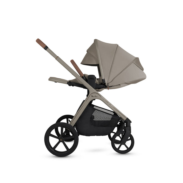 Silvercross Cove Champagne with Carrycot