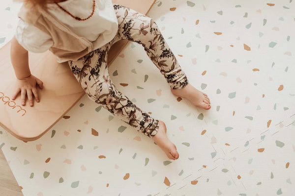 Play & Go EVA 6 Piece Puzzlemat - Village/Terrazzo