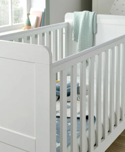 Mamas & Papas Hampden Cot - White