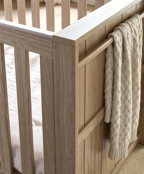 Mamas & Papas Franklin Cot - Light Oak