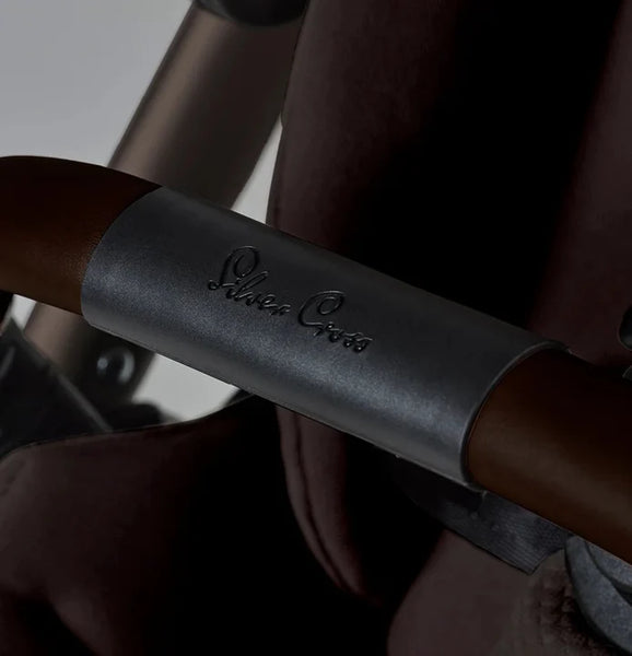 Silver Cross Reef 2 with Carrycot - Ganache